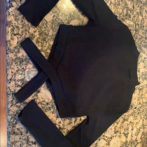 Black crop shirt